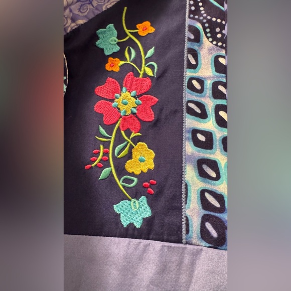 Diane Gilman Blue Patchwork Blazer - Picture 5 of 9